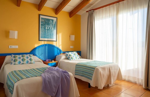 Son Carrio Villa | Oceanfront Villas Amarillas with Pool & Ocean View