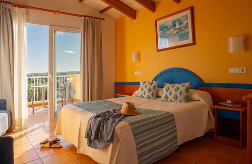 Son Carrio Villa | Oceanfront Villas Amarillas with Pool & Ocean View