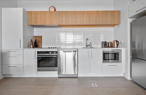 Sydenham House | Convenient Urban Vista - Family-Friendly Christchurch Stay