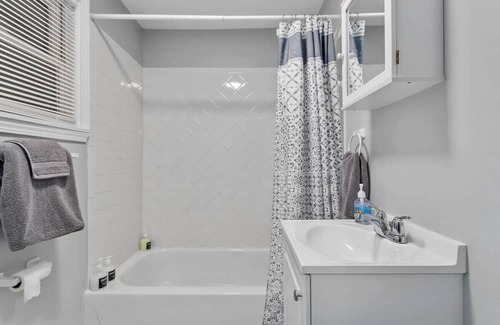 Rosedale House | Comfortable Home Near KU Med with Family-Friendly Amenities