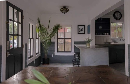Freetown - Port Rico House | Experience Live Music & Dining Near Pet-Friendly Retreat