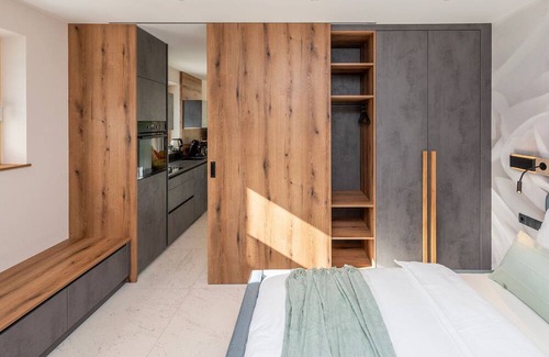Prutz Apartment | Wohnung Romy mit Südseitigem Balkon - Aenna Apart