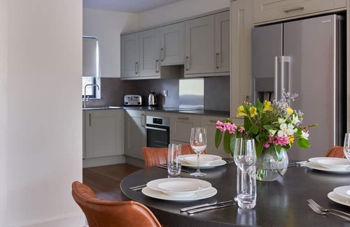 Chittlehamholt Cabin | Relax at The Mole Resort: 2 Bedrooms, Pool & Spa Access