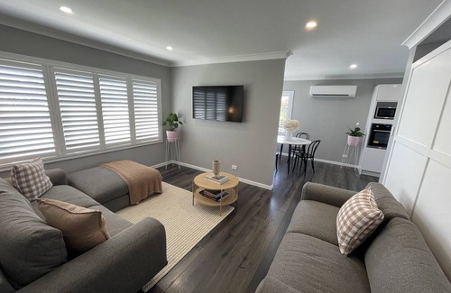 Kings Meadows House | Explore Majestic Meadows: Family-Friendly Retreat Awaits