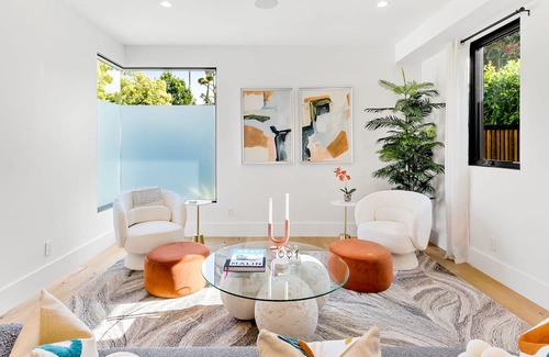 Carthay Circle House | Modern Masterpiece in West Hollywood with Private Pool