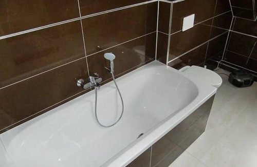 Region Hannover District Apartment | Comfortable Doppelzimmer Business with Breakfast Included