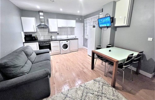 High Wycombe Apartment | Remarkable 1-Bed Apartment in High Wycombe