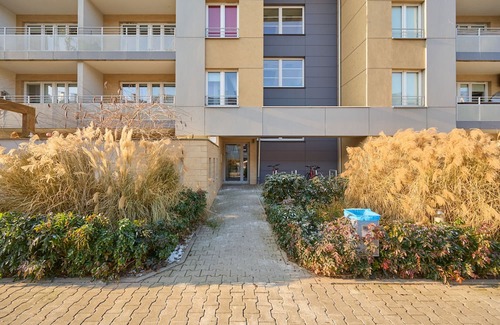 Krzyki Apartment | Pet-Friendly Apartment Klimasa in Wrocław with Breakfast