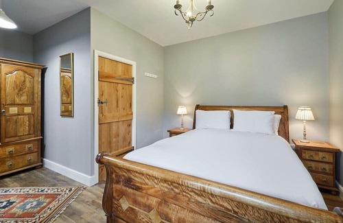 Edmondsley House | Welcoming Butterfly Cottage: Pet-Friendly Getaway Awaits