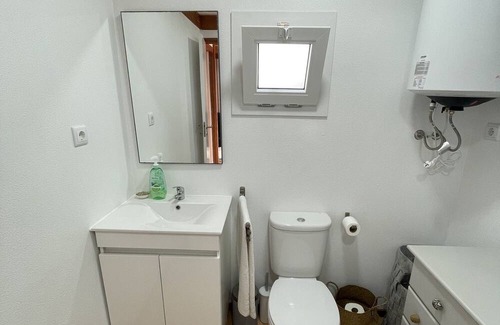Bouvet Island Cabin | Modern Private Cabin in Praia Da Salema. Ideal for a quiet escape!