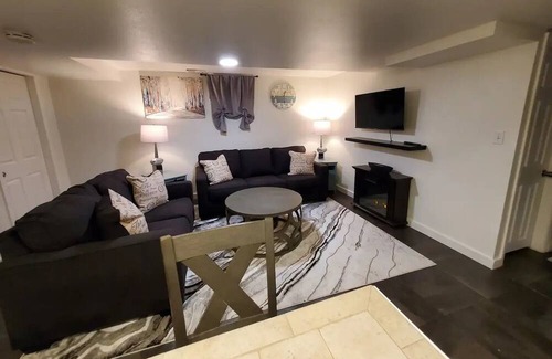 Alta Vista Area House | 3 bedroom Lock-off apartment