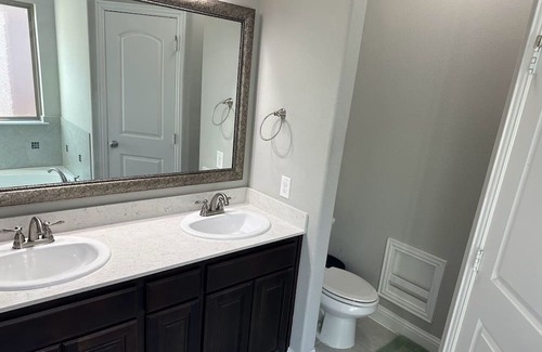 Greenville House | Relaxing Family Retreat in Peaceful Greenville Neighborhood