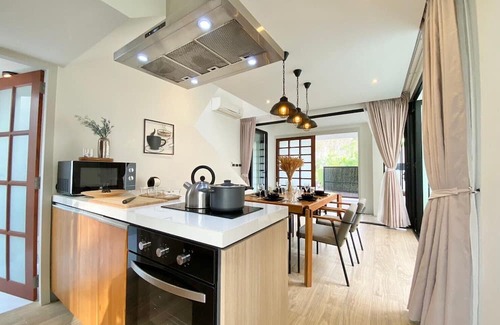 Si Sunthon Villa | Tranquil 3-BR Duplex Villa with Private Pool and Breakfast