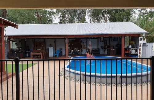 Cobram East House | Cozy Colonial Cottage in Cobram with Pool and Spa