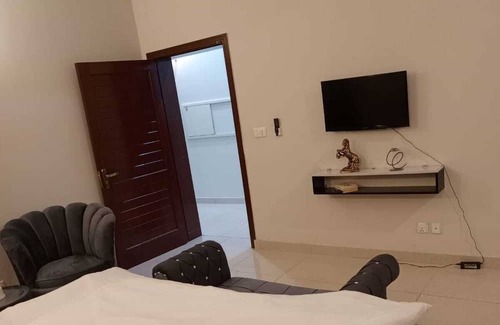 Islamabad House | "Margalla Hills View: Your Home away from Home."
