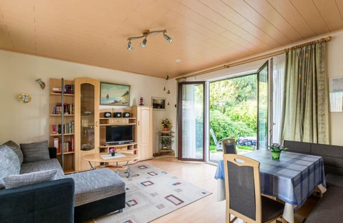 Hohenfelde Apartment | "Gorch Fock" on the Baltic Sea edge