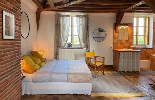 Paucourt Bed & Breakfast | Family-Friendly Guestroom Paucourt with Kitchen Amenities