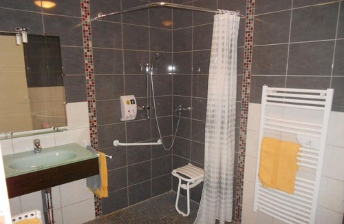 Neuvy-Saint-Sepulchre Bed & Breakfast | Cozy Studio Flat in Neuvy-Saint-Sépulchre for 2 Guests