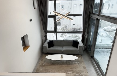 Seongsan House | Modern Retreat near Seongsan Ilchulbong and Aquaplanet