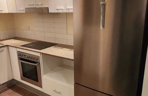 Gungahlin Apartment | Central Gungahlin: Fully Furnished 2 Bedroom Apartment