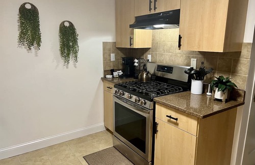 Southern Mattapan House | Family-Friendly Home in Boston near Public Transit & Playgrounds