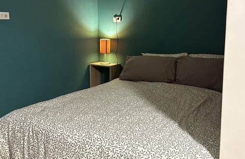 Wanhua Apartment | Convenient CityCenter Stay: Steps to Transit & Free Parking