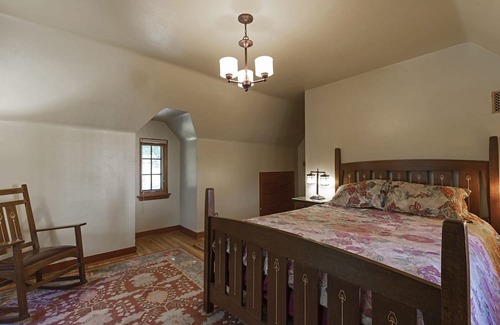 University District House | Stunning Craftsman-era house in the tree-line University District near downtown