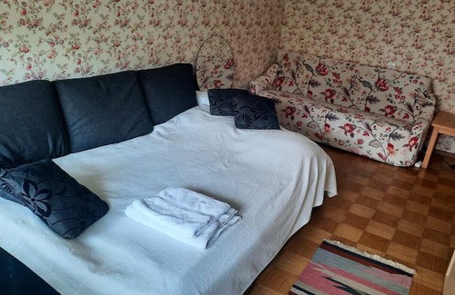 Lasnamae Apartment | Cozy Retreat with Spa, Just 15 Min to City Center