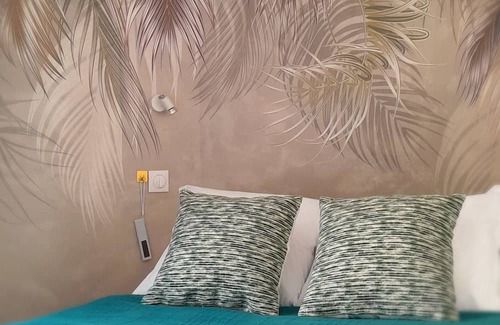 Cerbere Hotel | Eco-Friendly Hôtel Le Ribéral: Top-Rated Stay with Pool & Spa