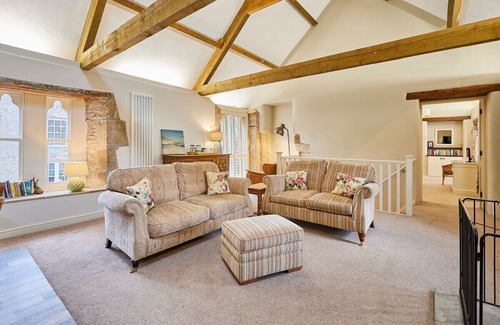 Peterlee House | Inviting Stay at The Hayloft: Pet-Friendly Retreat