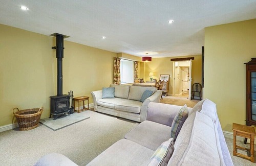 Peterlee House | Relax at The Farmhouse: Pet-Friendly Escape Awaits