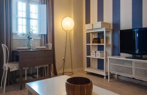 Santa Catalina Apartment | Cozy Apartment with pool near Santa Cruz - Latidos de Sevilla I