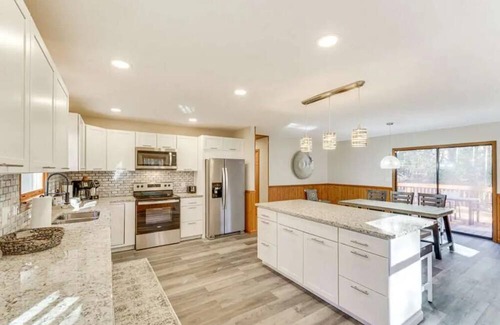 Morganton House | Tranquil Big Horn Hideaway with Family-Friendly Amenities