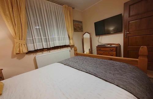 gmina Krasne House | Modern Family-Friendly Apartment with Pet Amenities