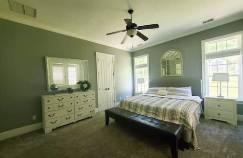 Tallahassee House | Beatiful, family-friendly home close to I-10