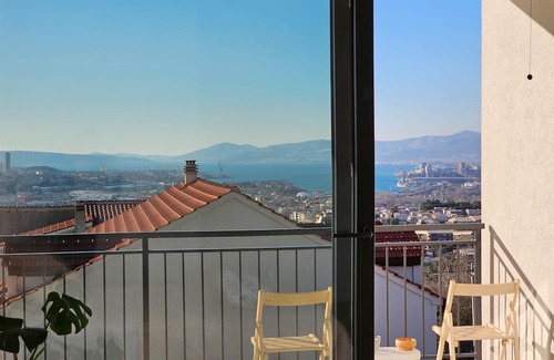 Mravince Villa | Modern Villa with Panoramic Views of Split and Adriatic Sea