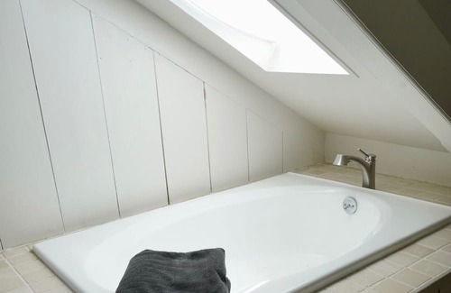 Barrington House | 1775 Charming Historical House