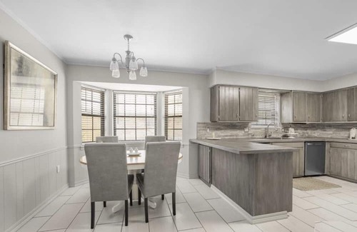 Broadmoor House | Modern Cozy Home with Private Yard, Minutes from Interstate