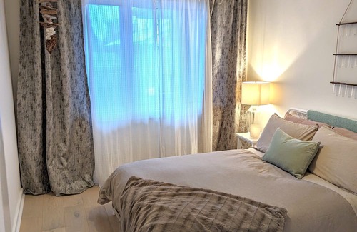 Elmvale - Eastway - Riverview - Riverview Park West House | Comfortable Retreat for Professionals with Pet-Friendly Perks