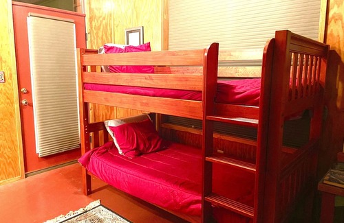 Mineral Wells Apartment | Glamp Under the Stars: Stay in a Unique Fire Lookout Tower