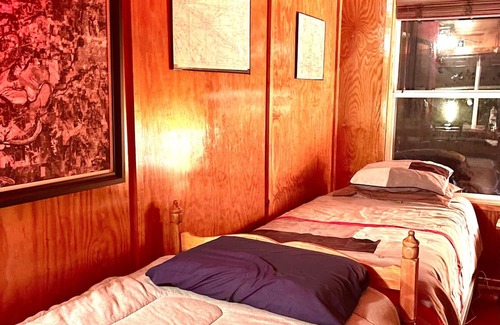 Mineral Wells Apartment | Glamp Under the Stars: Stay in a Unique Fire Lookout Tower