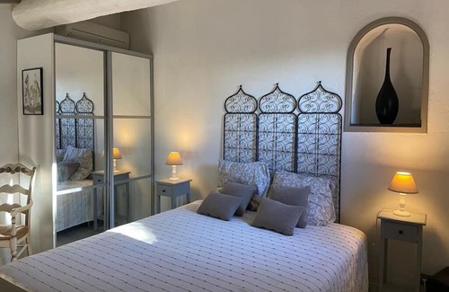 Saint-Chamas Villa | Enchanting Villa Retreat in Provence's Serene Forest
