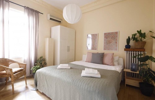 Talimhane Apartment | Vibrant Flat with Excellent Location in Beyoglu