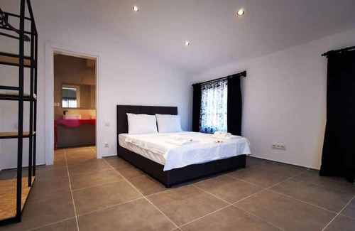 Kadriye Villa | Astonishing Villa with Private Pool in Antalya