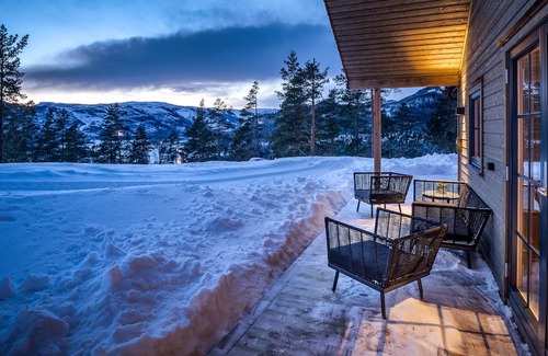 Vradal House | Scenic Mountain Retreat with Lake Views and Spa Amenities