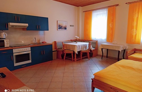 Josefstadt Apartment | Cozy Apartment Nr. 3 with Kitchen & Family-Friendly Amenities