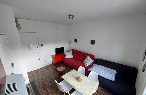 Nord - Gare Apartment | Discover La Bonne Adresse: Central Getaway with Spa & Breakfast