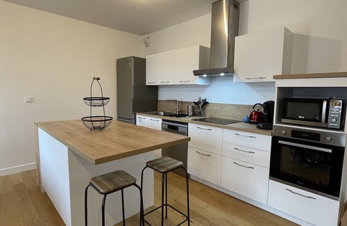 Bollee Apartment | Discover L'Amadeus: Family-Friendly Stay in the Heart of Le Mans