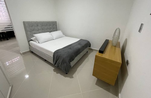 La America House | Family-Friendly Stay at Makarena Home with Pet Amenities