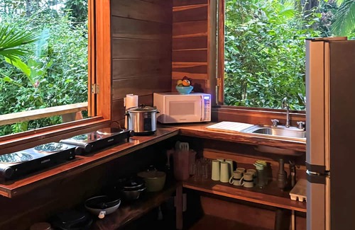 Puerto Viejo de Talamanca Cabin | Tranquil Retreat with Ocean Views Near Puerto Viejo